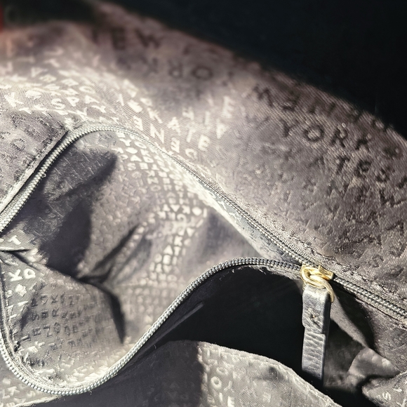 Kate Spade Chester Street Miri Satchel Crossbody Pebbled Leather Black Gold - Picture 7 of 13